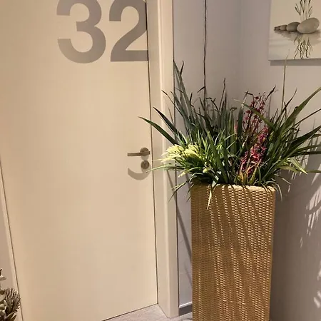 HoTel Ahrbergen Guest house